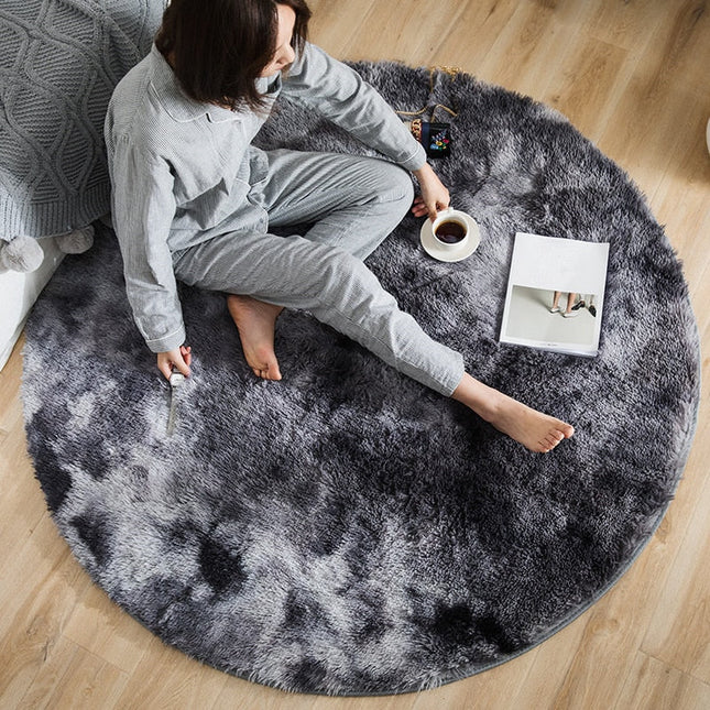 Tappeto shaggy rotondo grigio scuro
