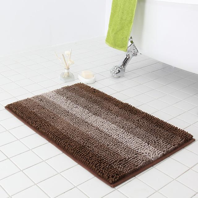 Tappeto da bagno in ciniglia marrone