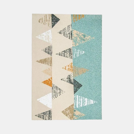 Tappeto scandinavo multicolor con triangoli